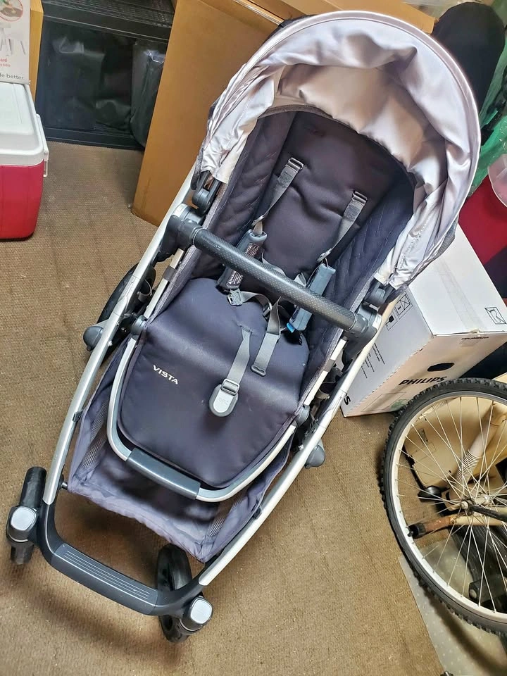 UPPAbaby VISTA V1 Stroller