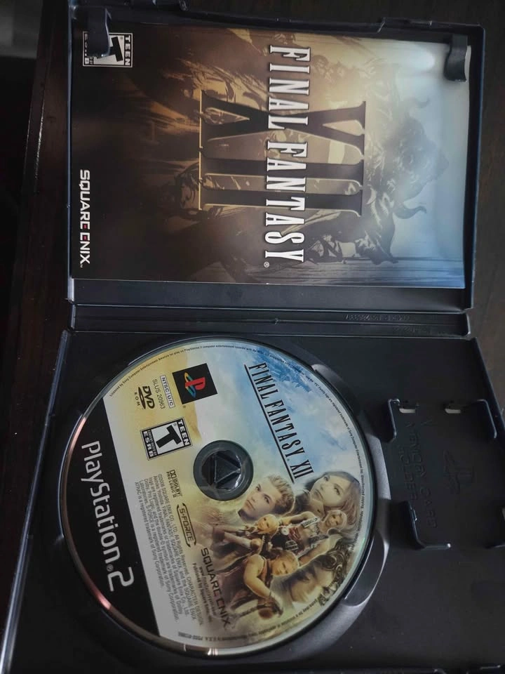Final Fantasy XII - PlayStation 2 - photo 2