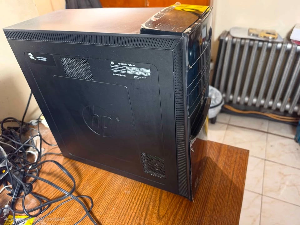 HP Envy i7 Desktop + Dual 23" HP Monitors Setup - photo 4
