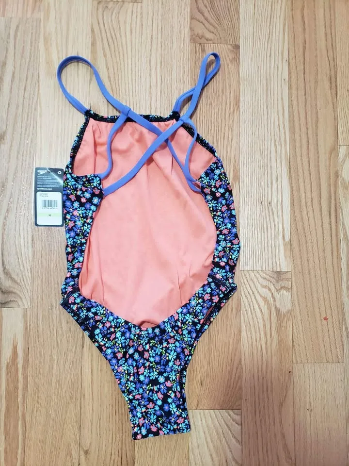 Girls speedo swimsuit size 30 image indicator(2)