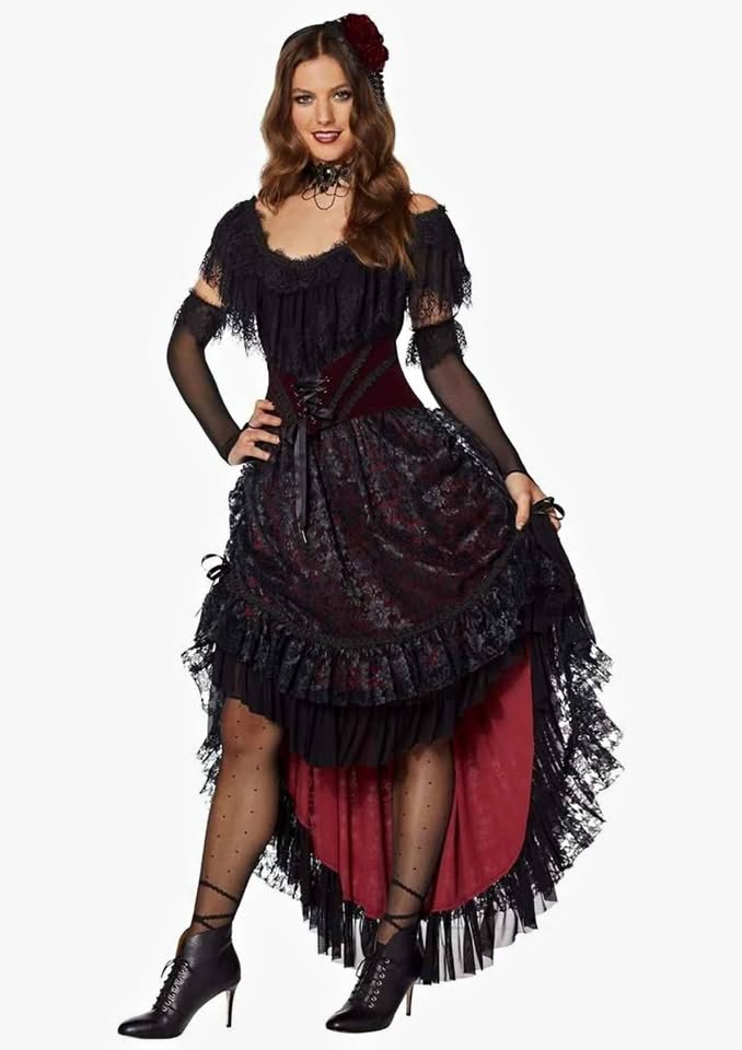 Victorian Vampiress Costume - Size Medium (Spirit Halloween)