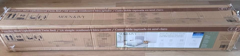 Aiden & Ivy Upholstered Bed (Twin, Powder Blue) - Brand New - photo 5