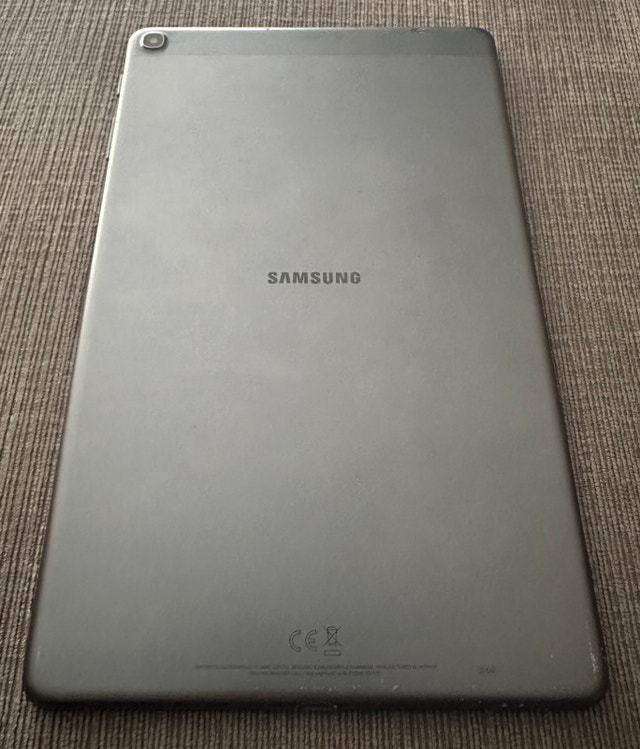 Samsung Tab A - photo 2