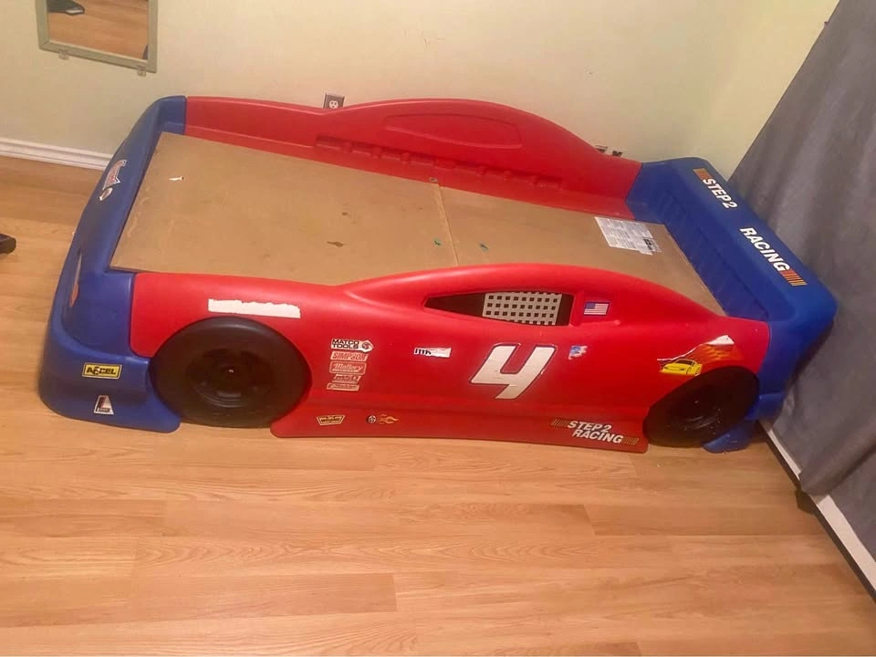 Step2 Race Car Twin Bed