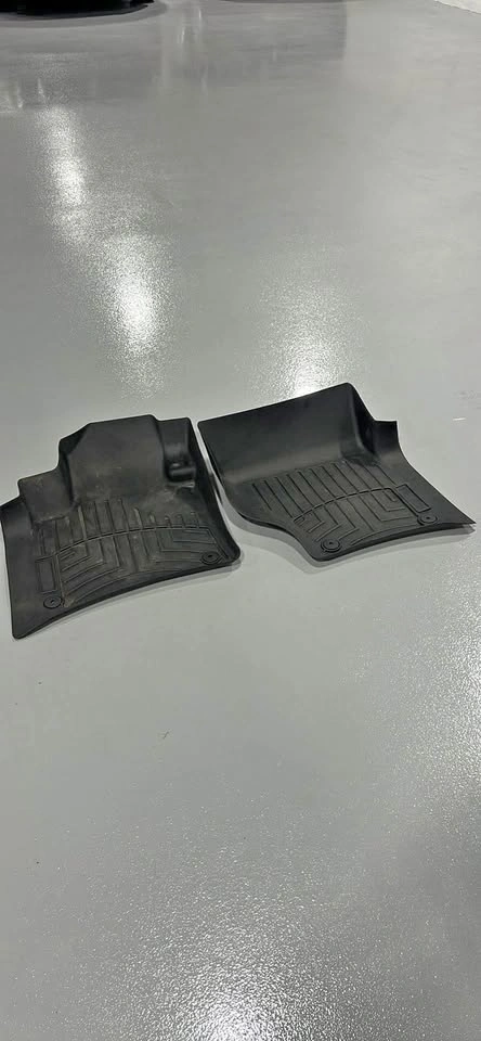 WeatherTech Floor Liners PORSCHE CAYENNE