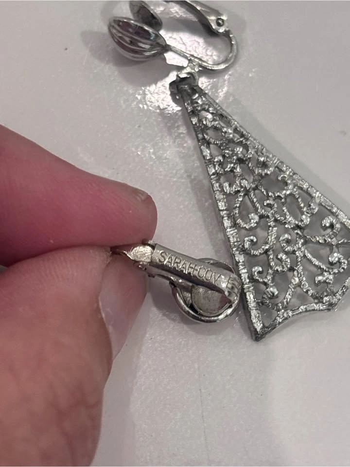 Vintage Sarah Coventry silver-tone filigree dangle clip on earri - photo 3