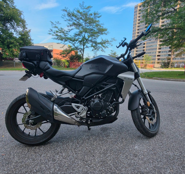 2019 Honda CB300R - photo 3
