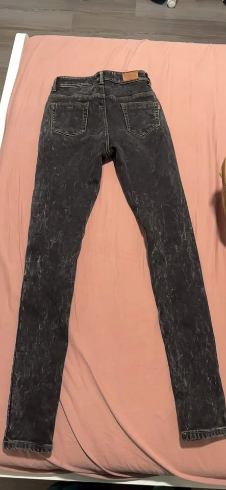 SIMPLICITY Acid Wash Skinny Jeans - photo 3