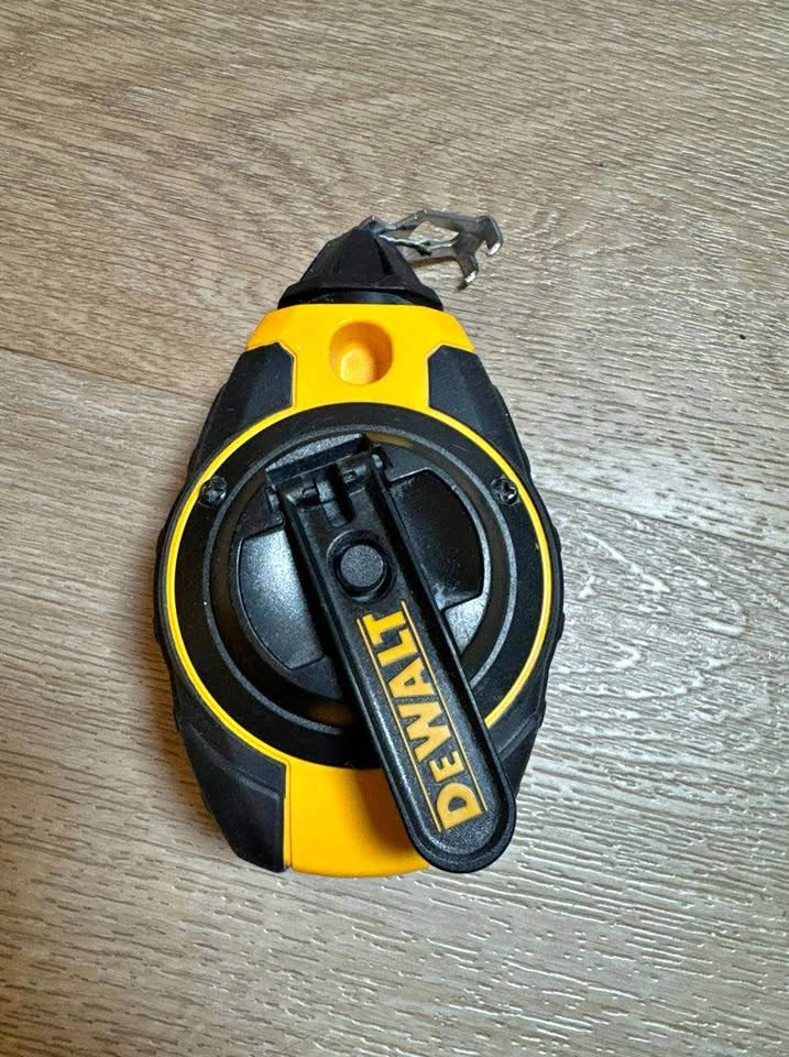 DEWALT 100 ft. 3:1 Chalk Reel