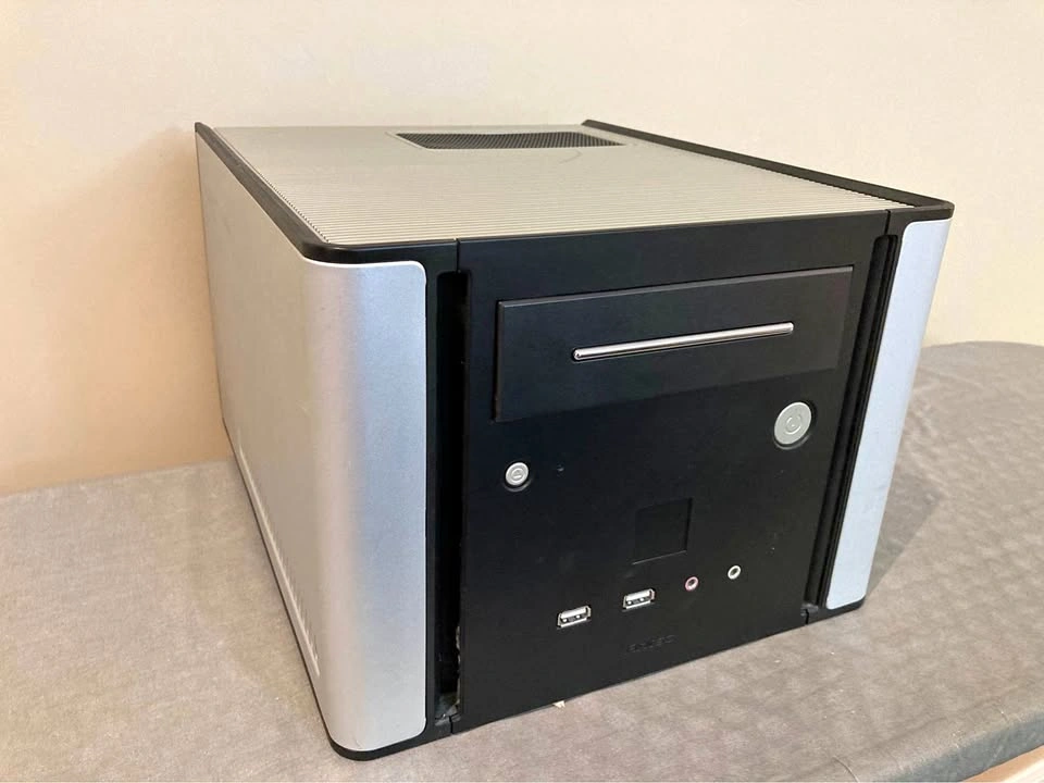 Antec NSK 1300 Computer Case