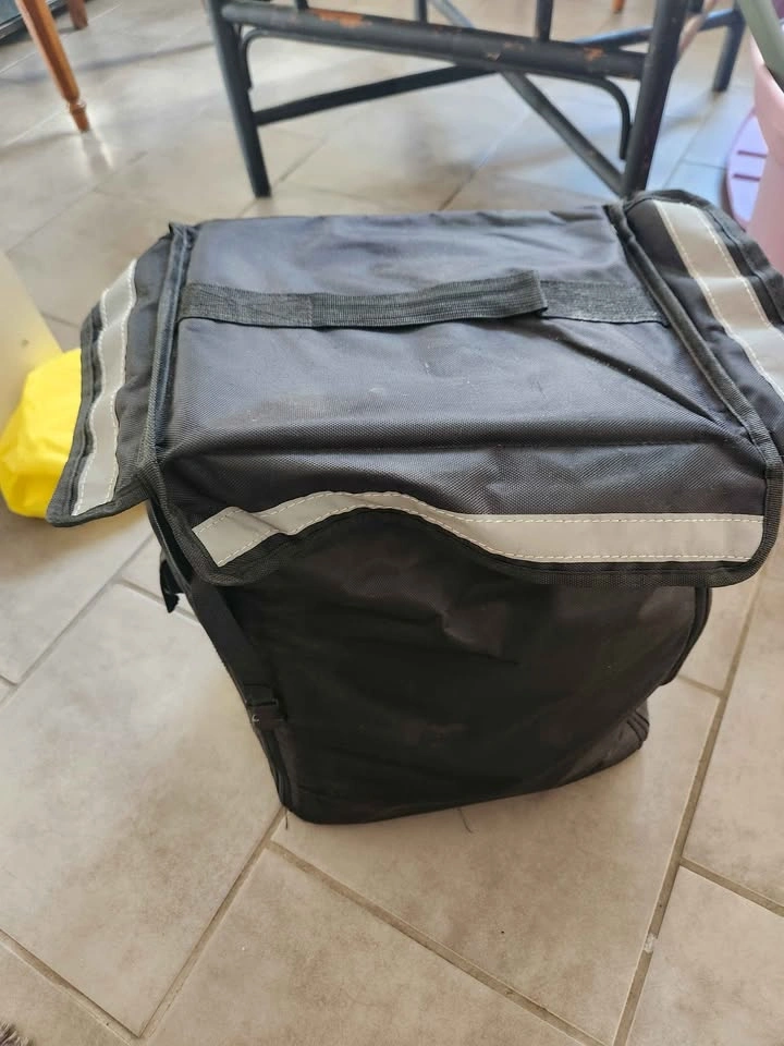 Insulated Food Delivery Backpack – Black - photo 3