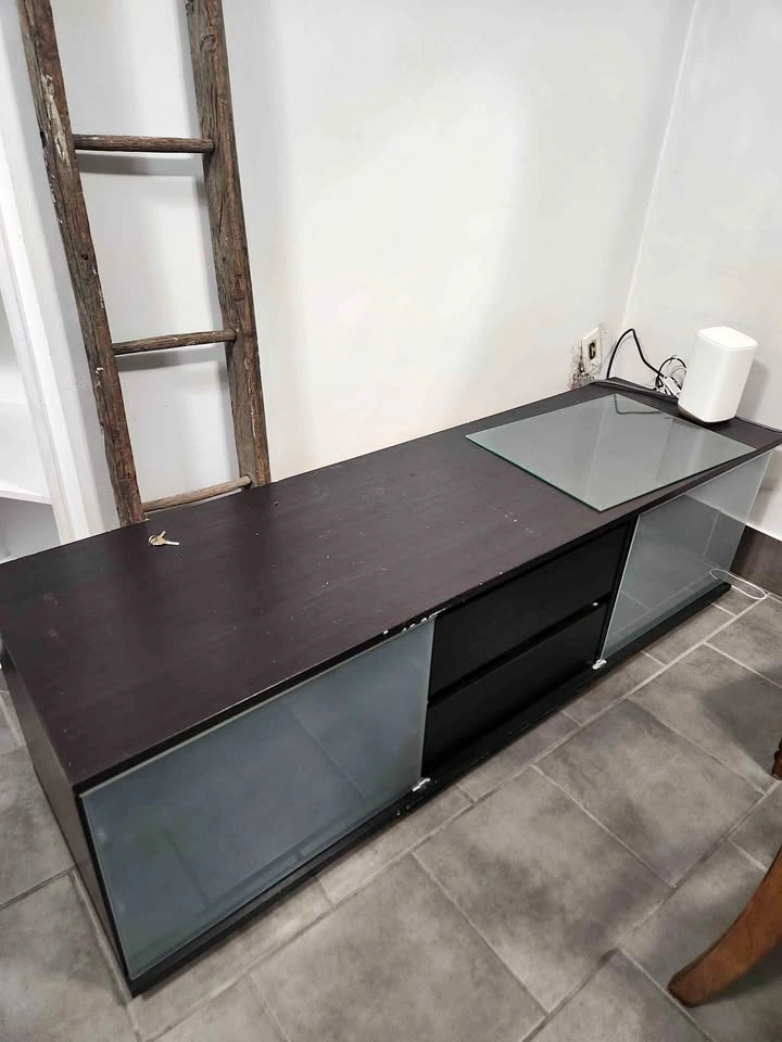 Tv Rack / TV Stand