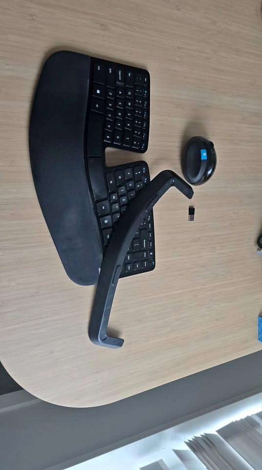 Microsoft Sculpt Ergonomic Desktop Keyboard and Mouse Combo