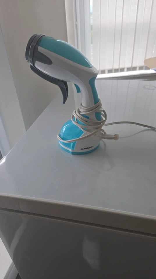 Beatural Handheld Garment Steamer - photo 3