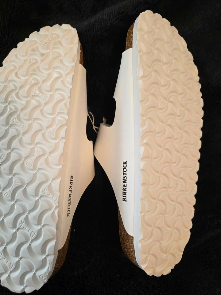 NEW! Birkenstock Arizona Sandals Sz.40 - photo 3