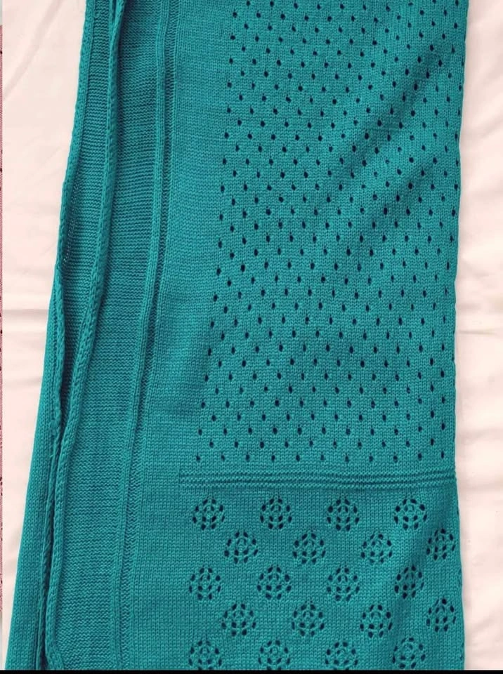 Assorted Knit Lace Shawls - photo 4