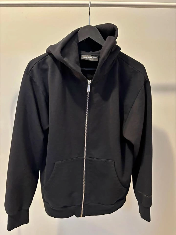 Aritzia- The Super Fleece Zip-Up Hoodie