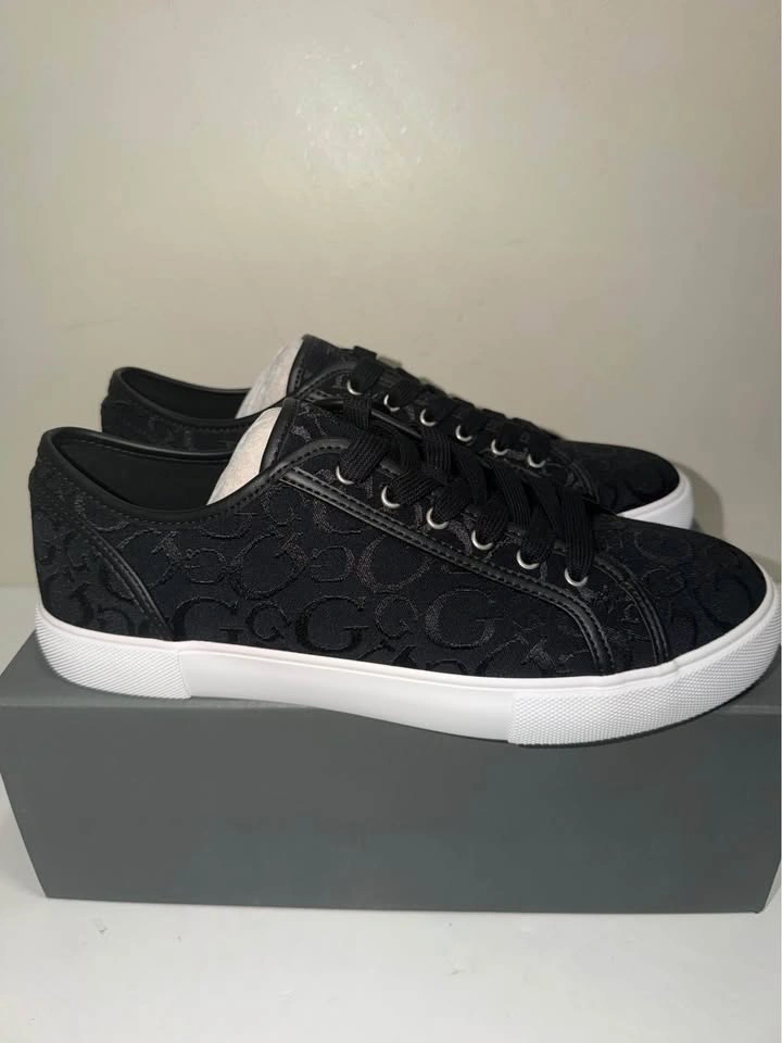 New Guess Men's Logo Sneakers. Size 10 US. - photo 2