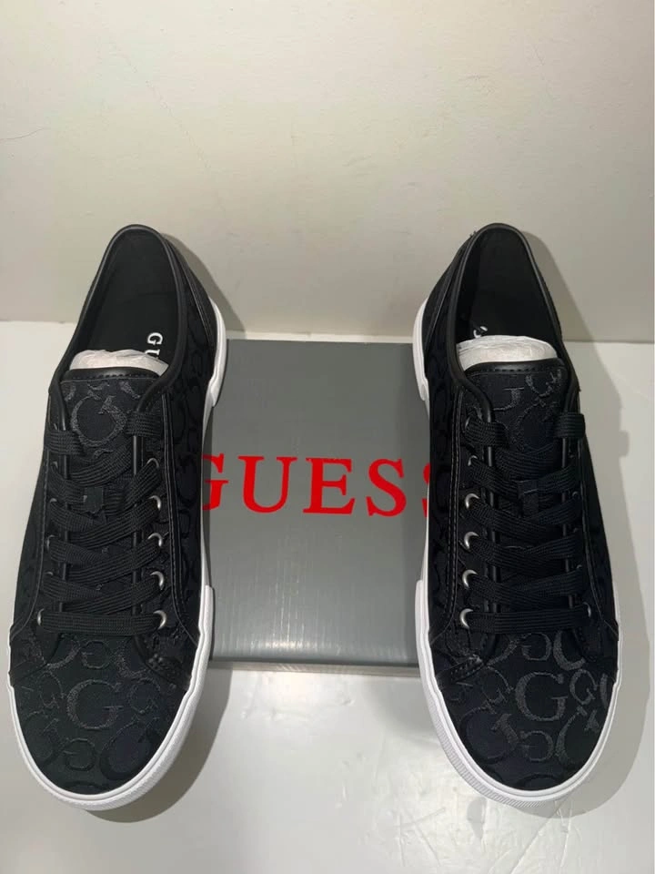 New Guess Men's Logo Sneakers. Size 10 US. - photo 3