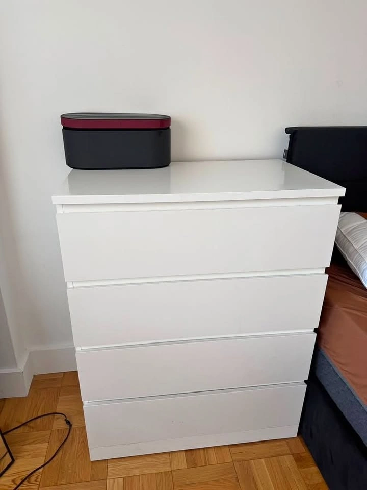 White 4-Drawer Dresser – Modern, Clean Lines