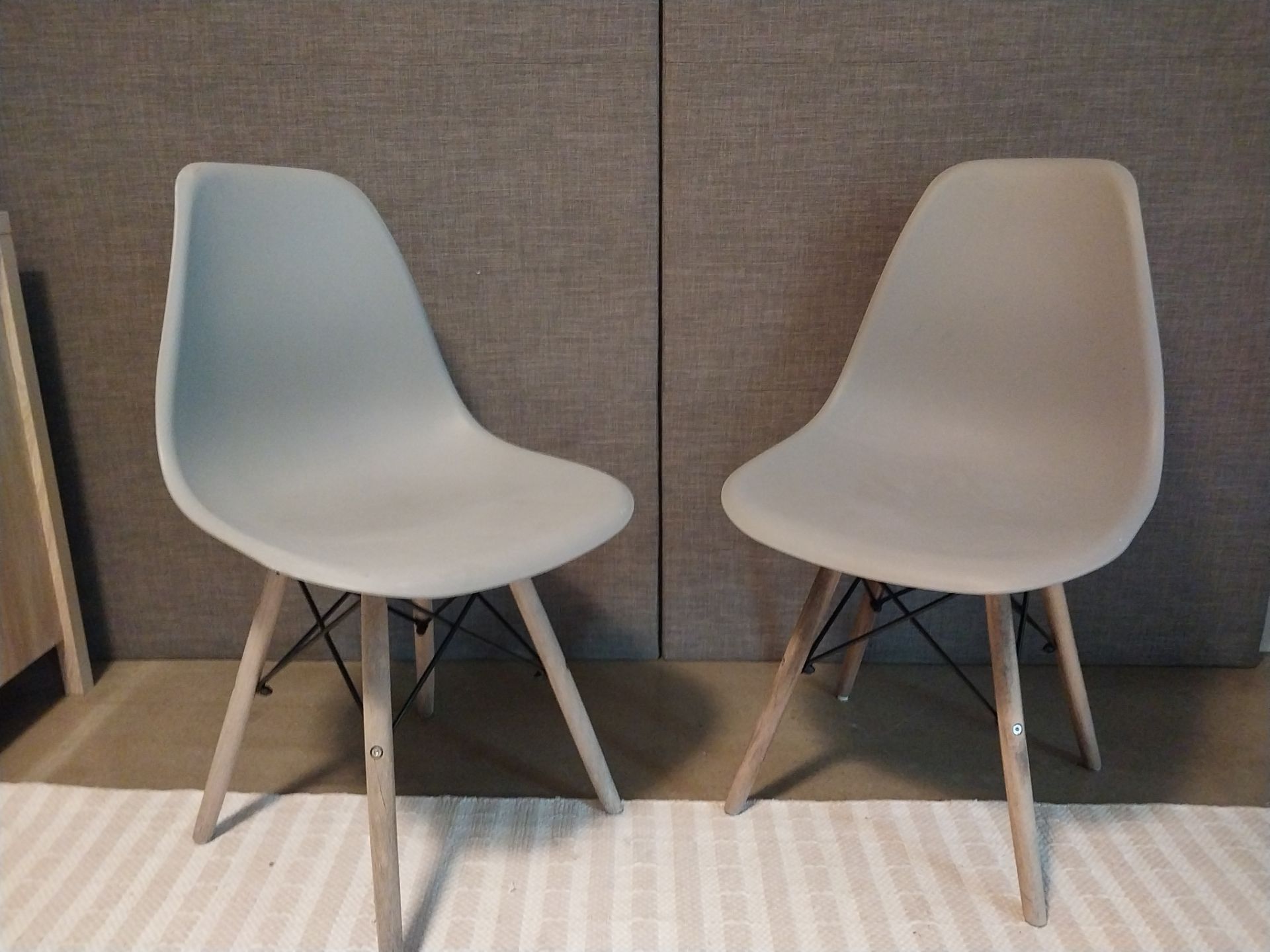 Mid-Century Modern Molded Shell Chairs – Set of 2