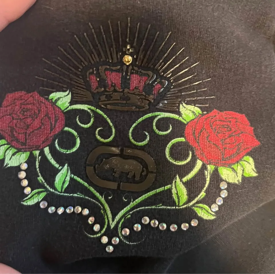 Ecko unltd red y2k hoodie image indicator(3)