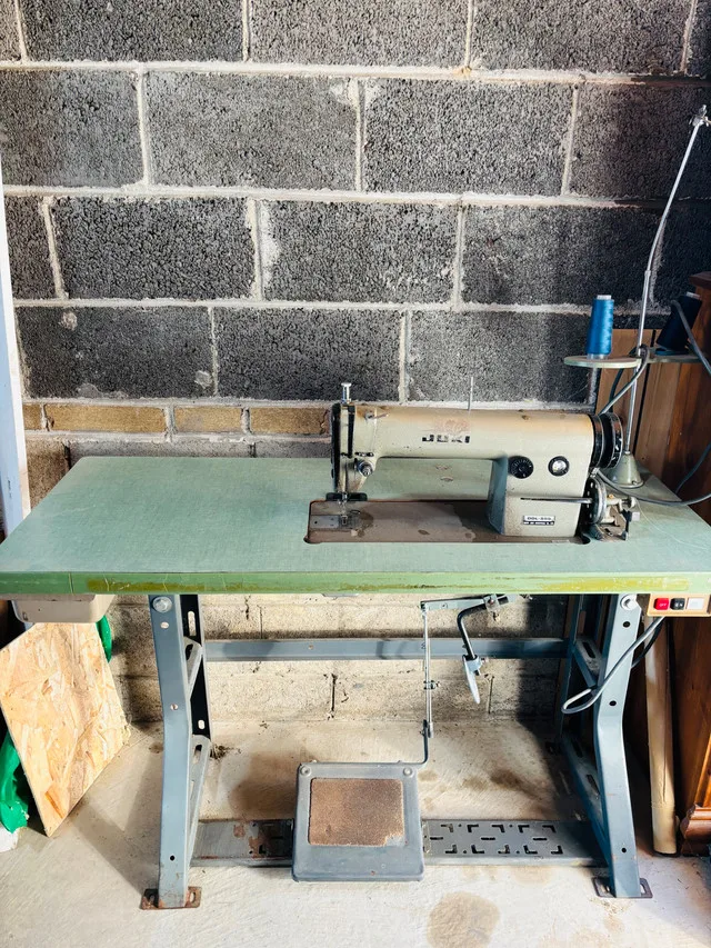 Juki DDL-555 Sewing Machine image indicator(4)