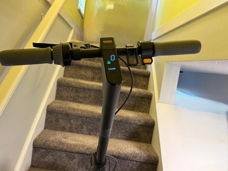 Segway Ninebot Kickscooter Max G30P, Only 80 km like NEW - photo 5