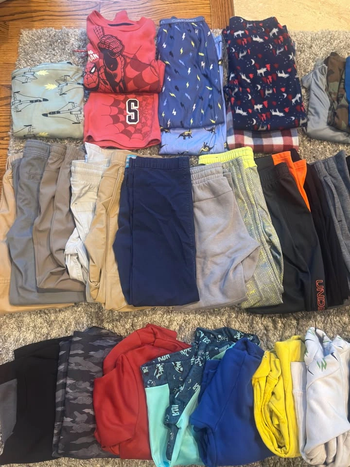Boys Size 10/12 Fall/Winter Clothes - Over 60 Items - photo 2