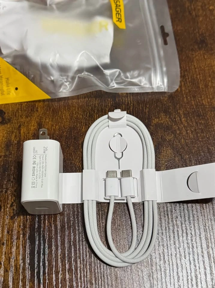 USB C Fast Charger with Cable NEW - photo 2