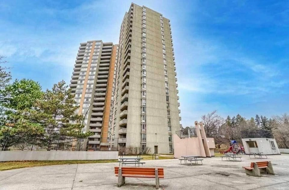 2 bedroom 2 bathroom Condo for rent