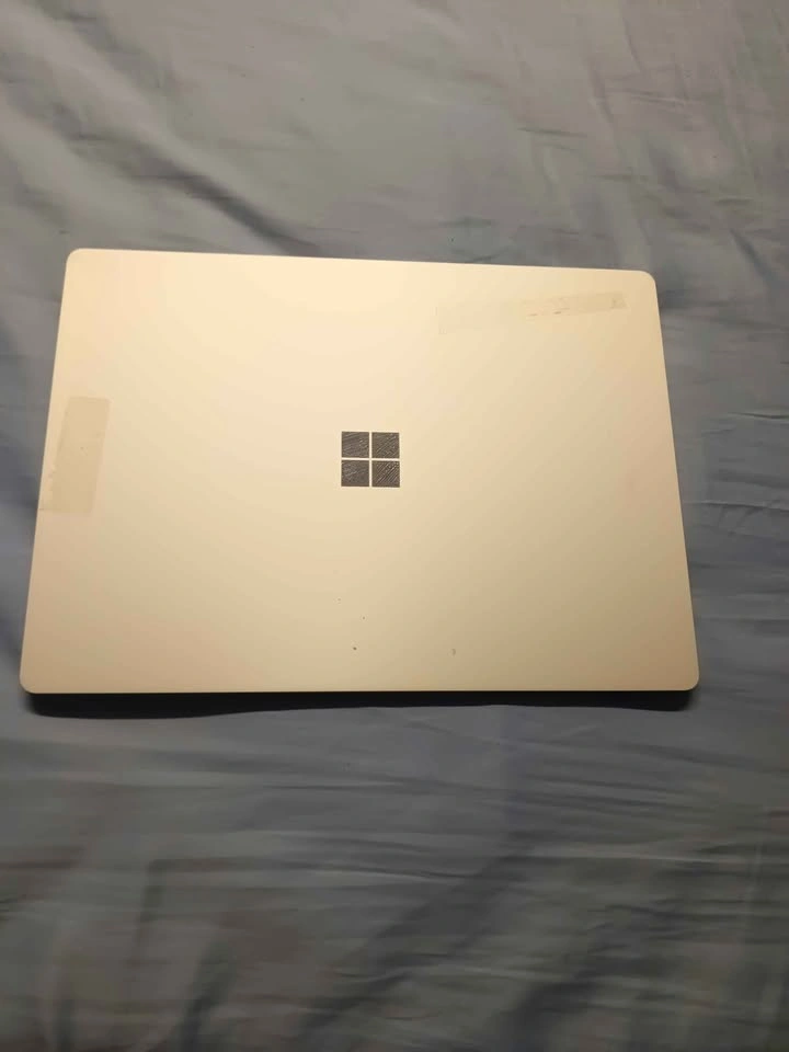 Microsoft Surface Laptop 2 i5 8GB RAM 128GB SSD - photo 3