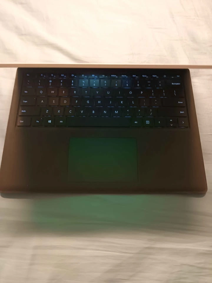 Microsoft Surface Laptop 2 i5 8GB RAM 128GB SSD - photo 5