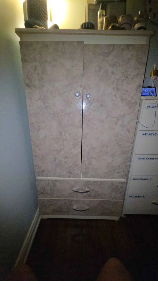 Two-Door Wardrobe with Drawers - photo 4