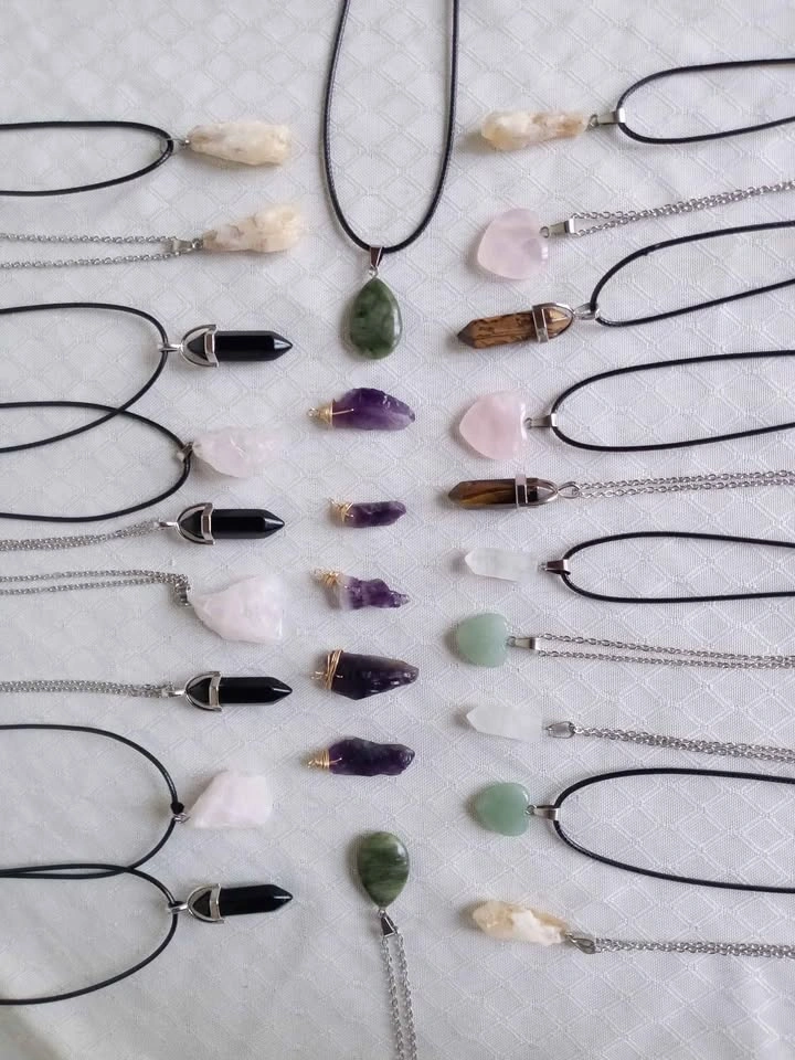 Semiprecious stone jewelry and braided dog leashes - photo 4