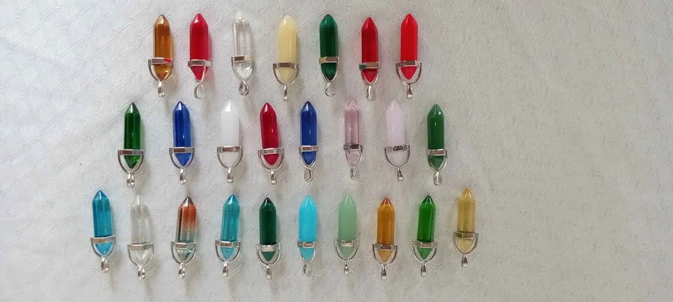 Fun synthetic crystal pendant necklaces - photo 3