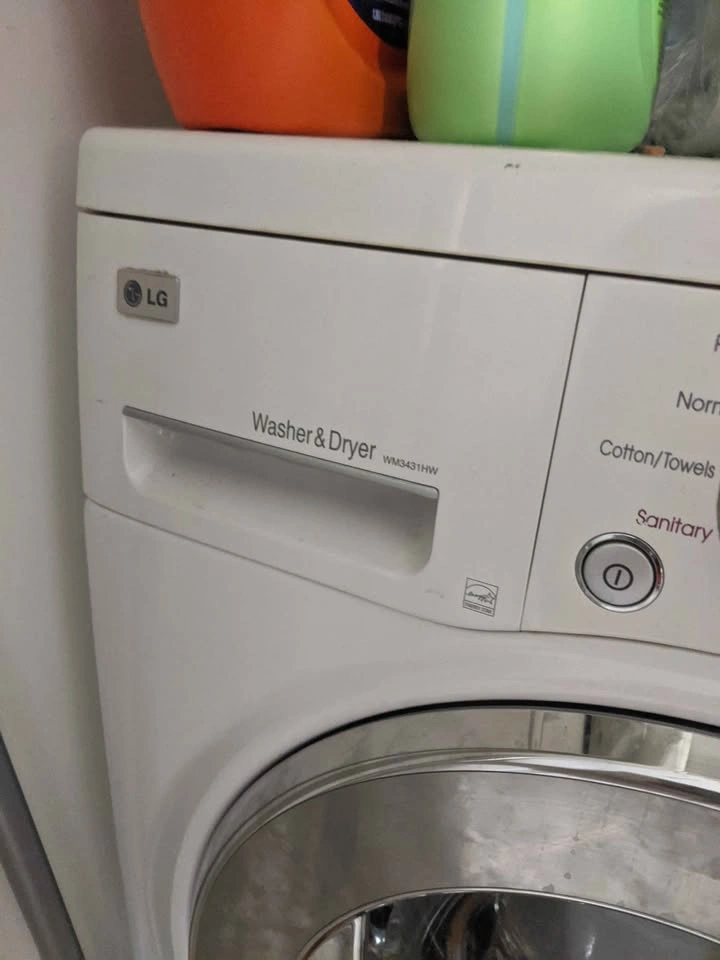 LG All-In-One Front-Load Washer & Dryer - Parts or Fix - photo 2