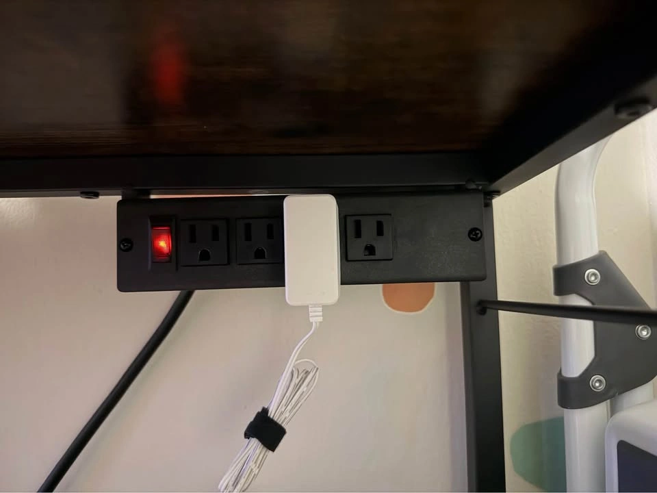 Bakers Rack with Power Outlet - photo 4