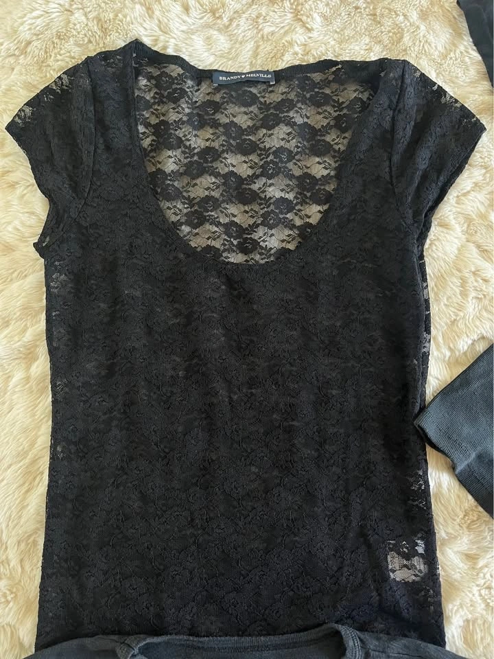 Brandy Melville Black / Dark Tops Bundle - photo 4