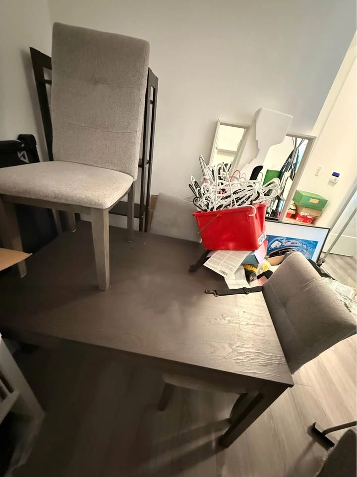 Dark Wood Expandable Dining Table with Upholstered Chairs - photo 2
