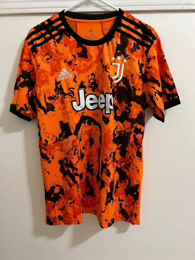 Juventus Football/Soccer Jersey – Adidas (Orange+Black/Medium)