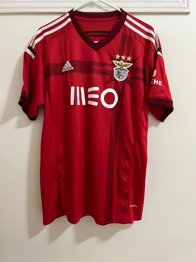 SL Benfica Home Football/Soccer Jersey (Red/Extra Large)