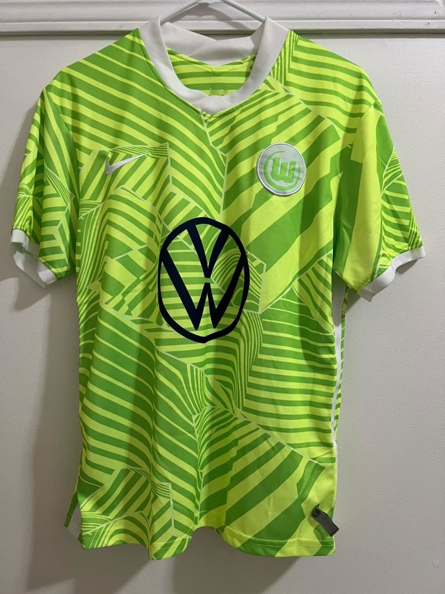 VfL Wolfsburg Home Football/Soccer Jersey – Nike (Green/Medium)