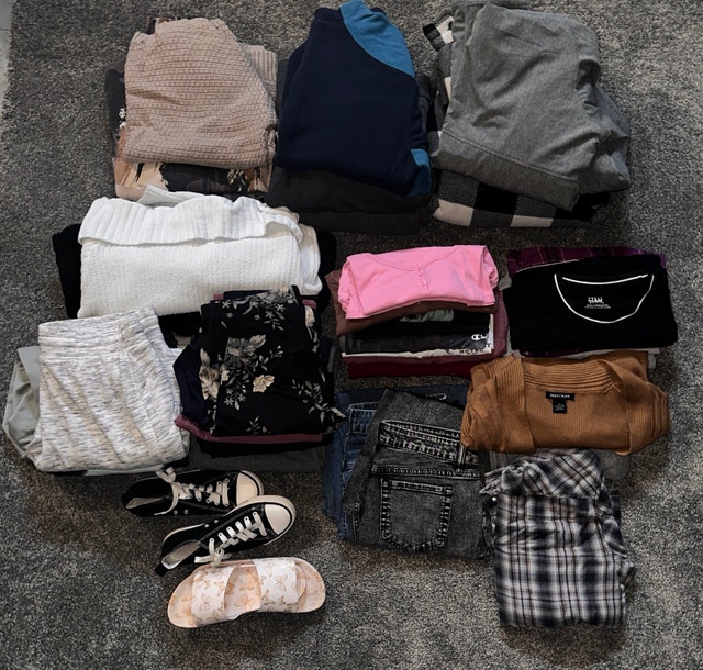 woman’s clothes sizes range from small to XL