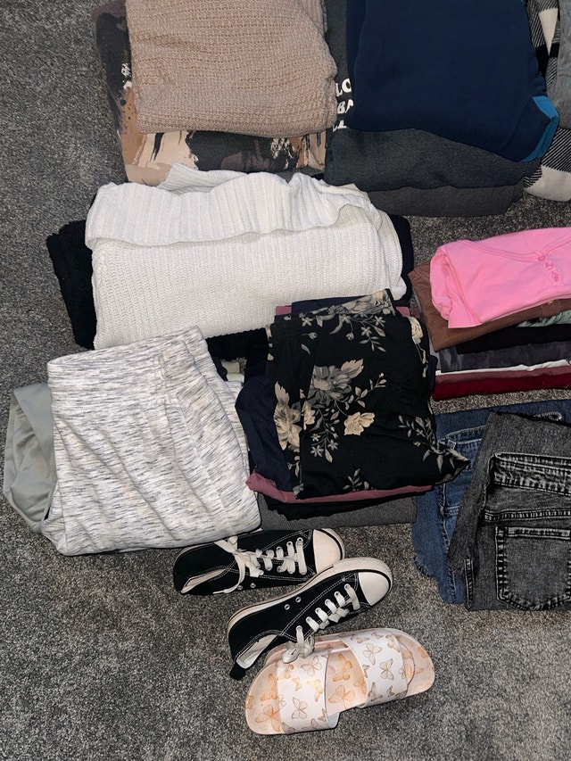 woman’s clothes sizes range from small to XL - photo 3