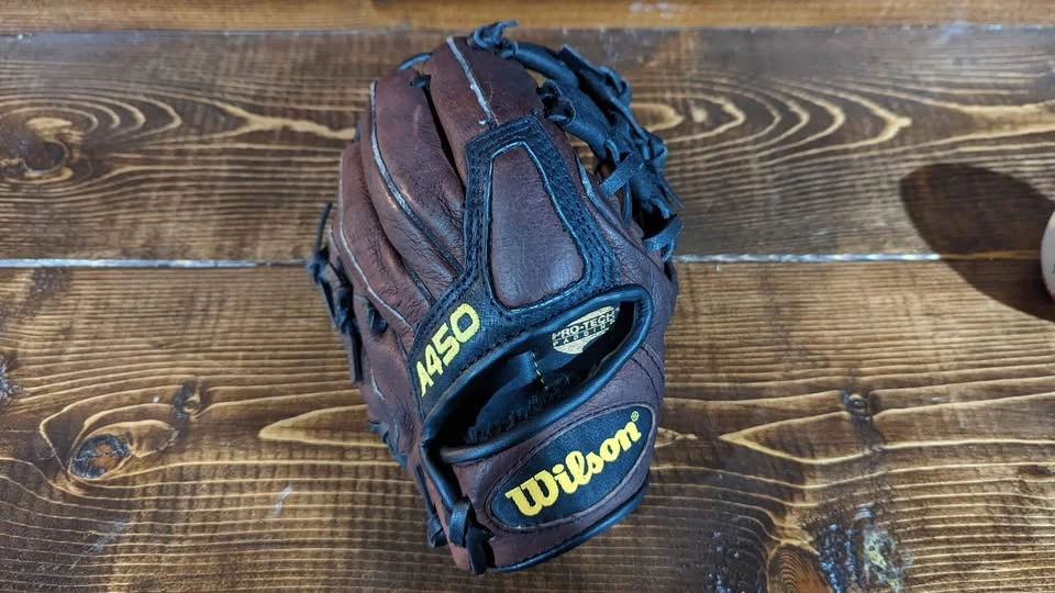 T-Ball Glove - photo 3