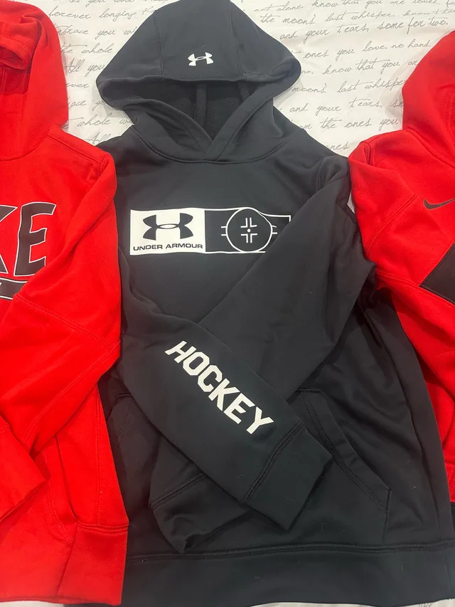 Nike Under Armour boys hockey hoodies size youth M age 10-1 image indicator(3)