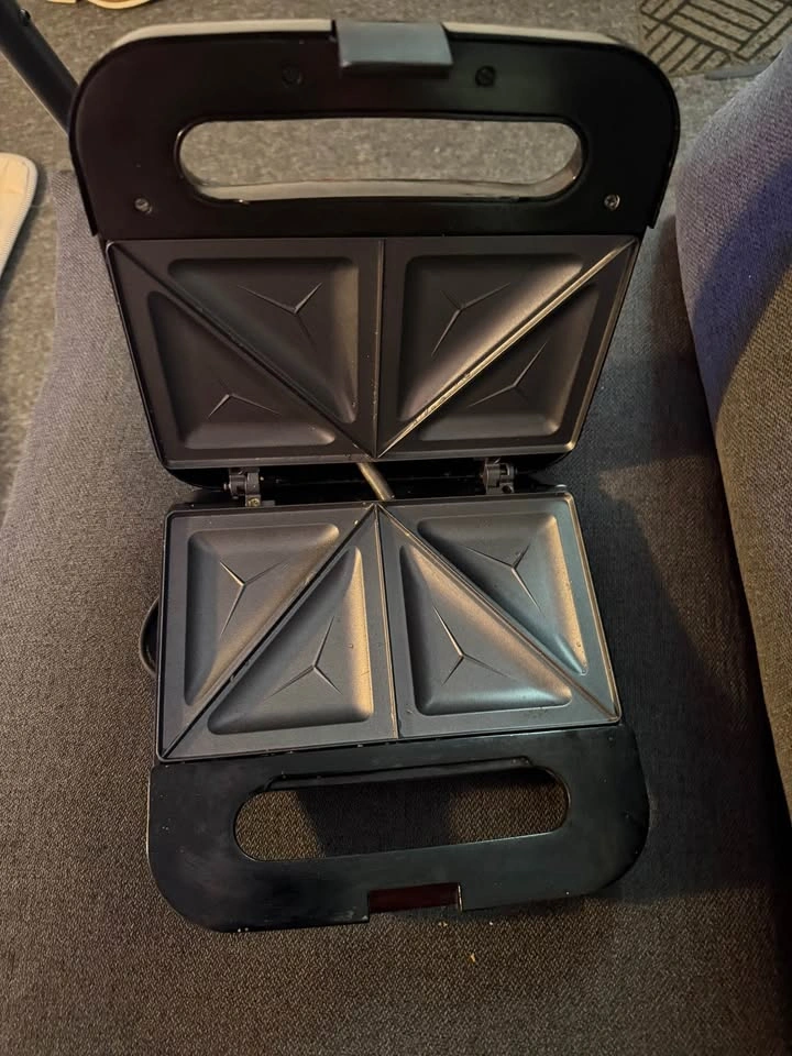 Elite Gourmet 2-Slice Sandwich Panini Maker - photo 2