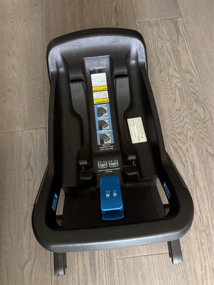 Nuna Pipa Car Seat with Base - photo 4