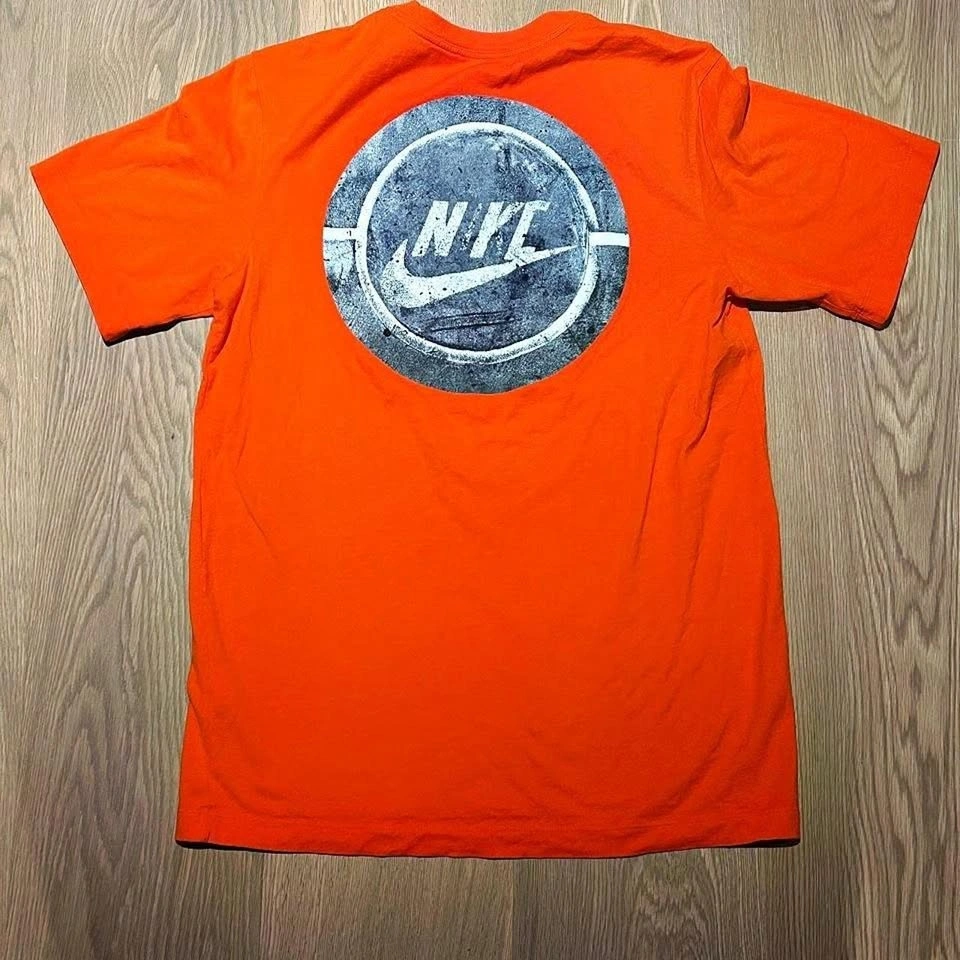 Nike orange graphic tee - photo 4